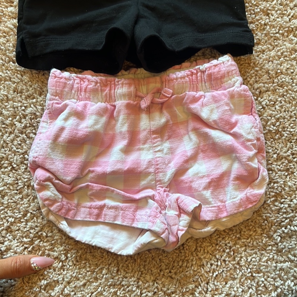 Shorts - Picture 4 of 4